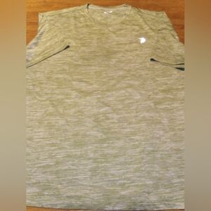 Reel Legends Olive Green V-Neck Outdoor Performance XL T-Shirt
